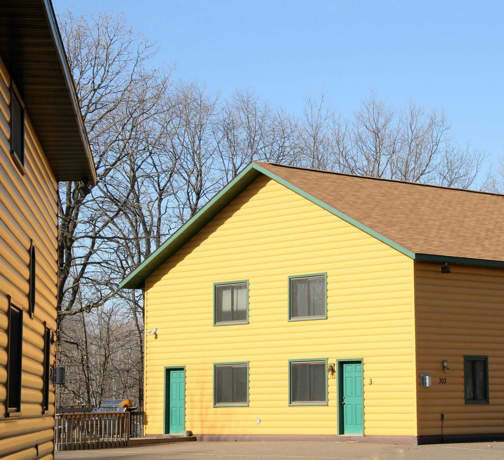 Mcquoid'S Inn And Event Center Isle Luaran gambar